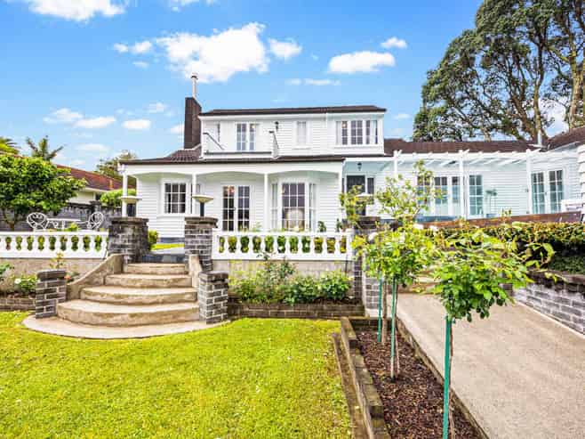20B Golf Road, Epsom