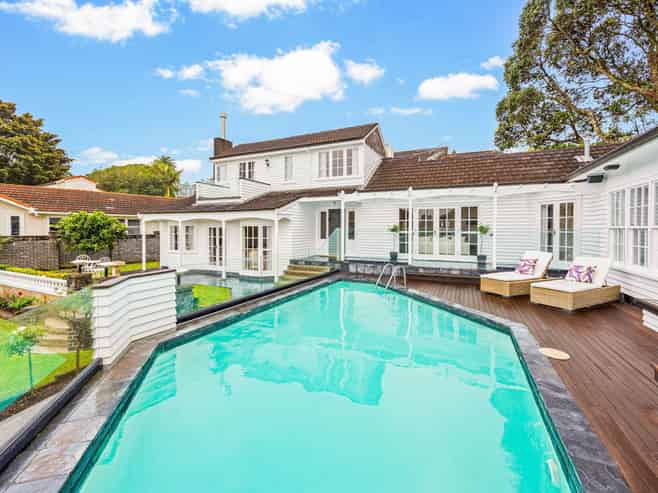 20B Golf Road, Epsom