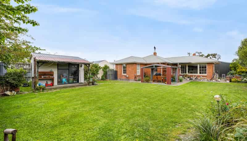 5 Douglas Road, Amberley