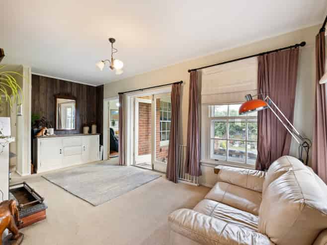 5 Douglas Road, Amberley