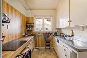 5 Douglas Road, Amberley