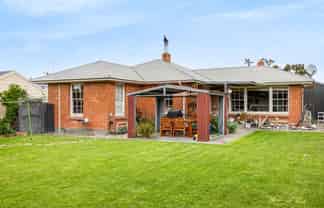 5 Douglas Road, Amberley