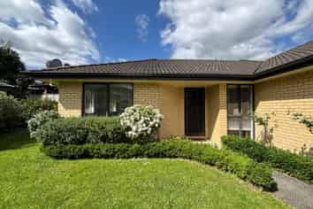 5 Valley Fields Place, Pukekohe