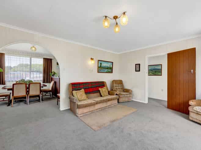 3 Caesar Street, Stratford