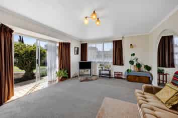 3 Caesar Street, Stratford