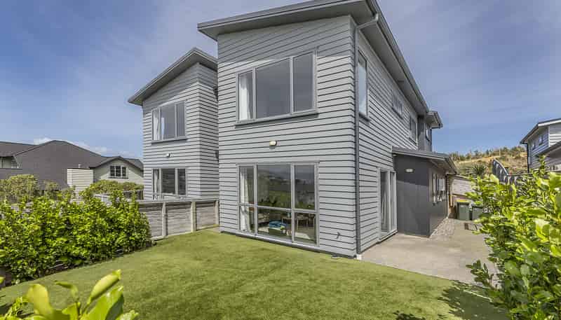 84 Endeavour Drive, Whitby