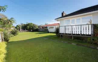 89 View Road, Henderson