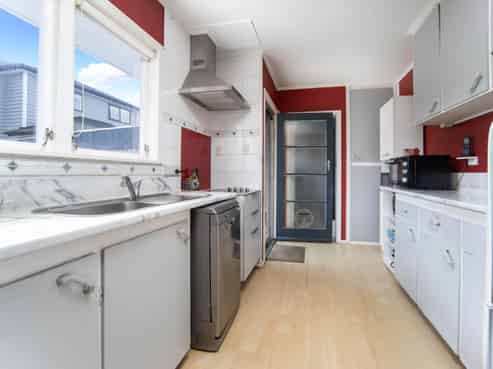 89 View Road, Henderson