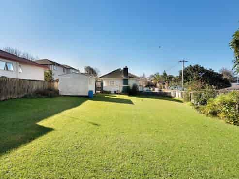 89 View Road, Henderson