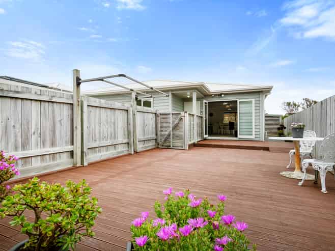 269 Warspite Avenue, Waitangirua