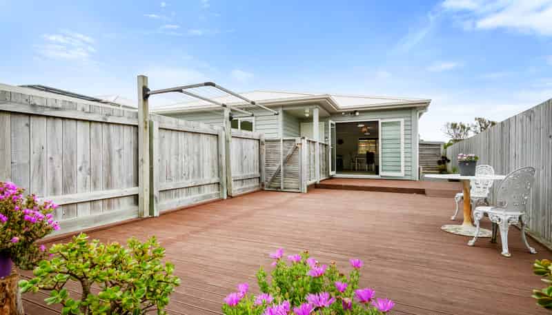 269 Warspite Avenue, Waitangirua