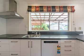 188 Whatawhata Road, Dinsdale