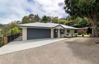 43 Forest Road, Pinehaven