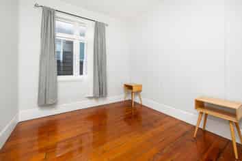 2/9 Essex Road, Mount Eden