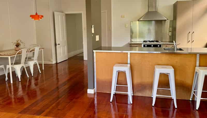 2/9 Essex Road, Mount Eden