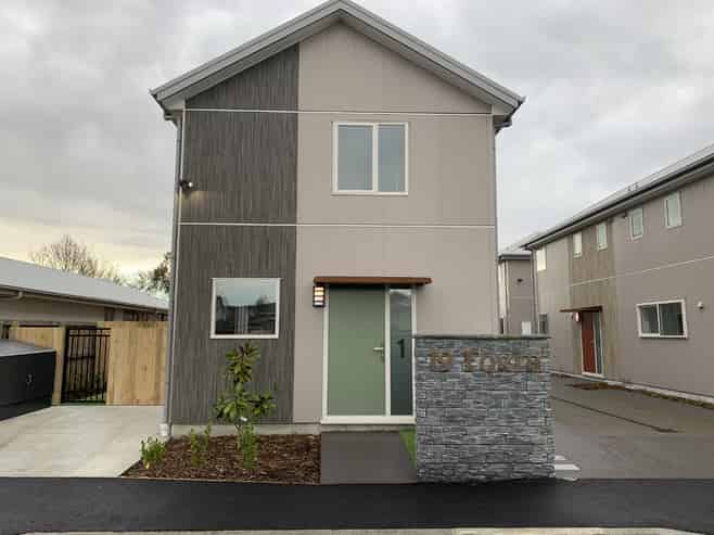 1 Ettrick Lane , Richmond