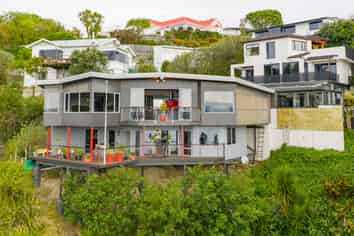 4B Seapoint Road, Bluff Hill