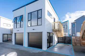 32 Whare Kauri Road, Papakura