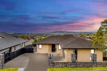 22 Hilltop Road, Flat Bush