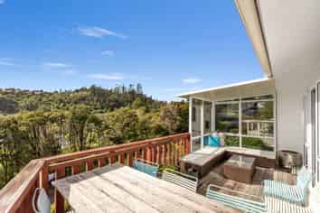 33 Windsor Drive, Tairua