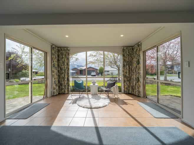 30 Govan Drive, Te Anau