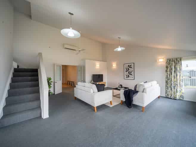 30 Govan Drive, Te Anau