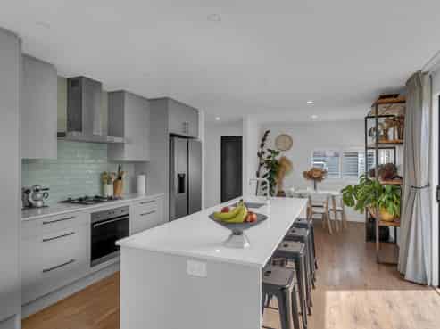 13 John Raven Lane, Woodend