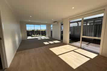 56 Empire Crescent, Papamoa