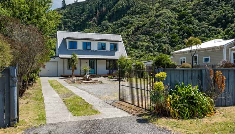 309 Rarangi Beach Road, Rarangi