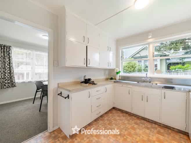 154 Waterloo Road, Central Hutt
