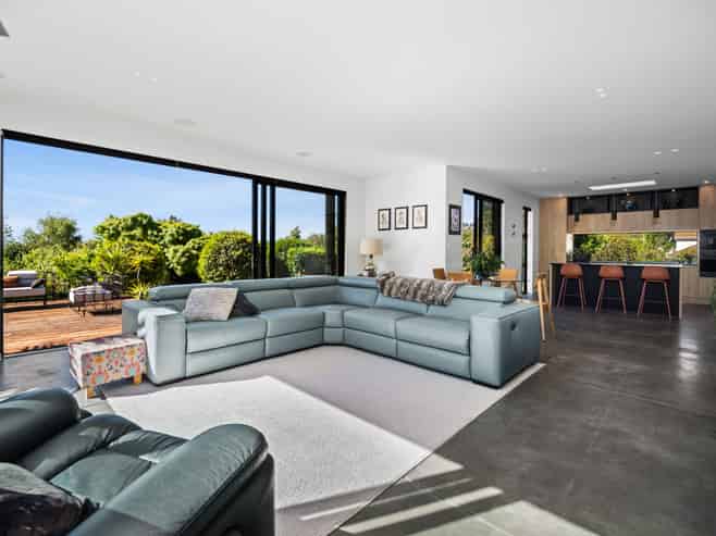 26 Horotane Valley Road, Heathcote Valley