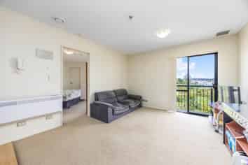 6C/17 Crown Lynn Place, New Lynn