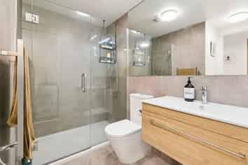 4/65 Tiketike Way, Brooklyn