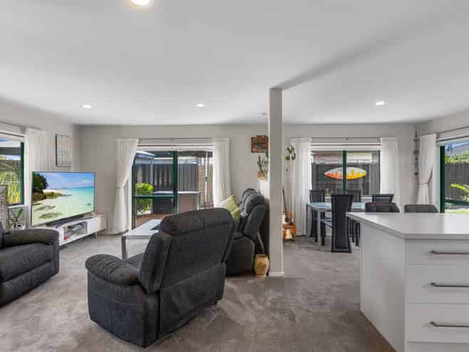 21 Romana Crescent, Papamoa