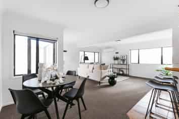 6B Queen Road, Bellevue