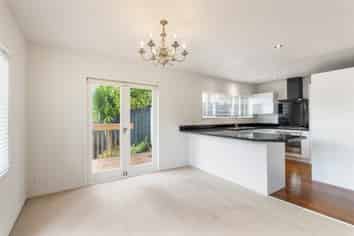 9B Swinton Close, Remuera