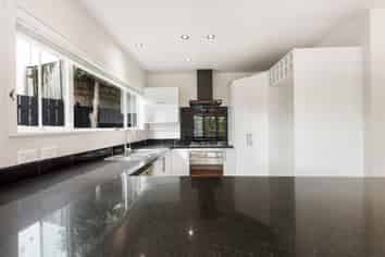 9B Swinton Close, Remuera