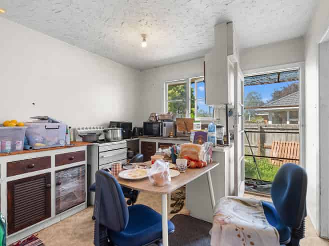 3 Oakhurst Place, Russley