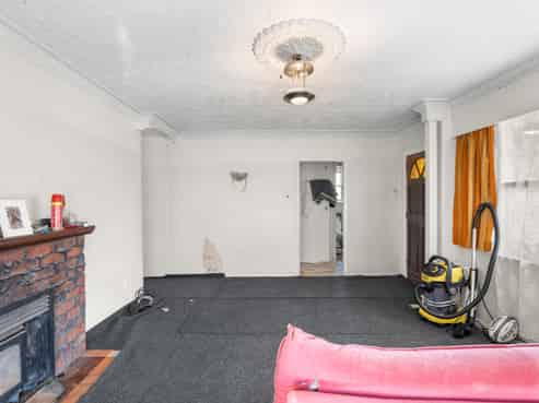 3 Oakhurst Place, Russley