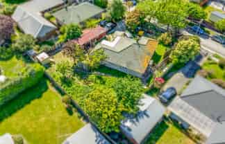 3 Oakhurst Place, Russley