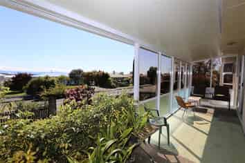 2 Polglase Street, Richmond