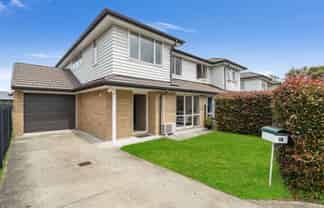 18 Akeake Lane, Manurewa