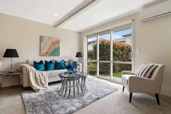 18 Akeake Lane, Manurewa