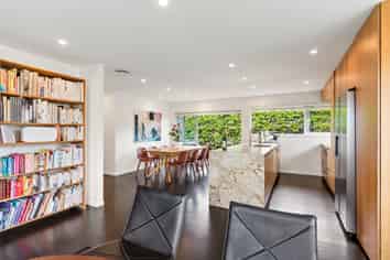 2/97 Takutai Avenue, Half Moon Bay