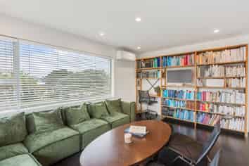 2/97 Takutai Avenue, Half Moon Bay