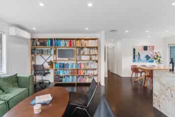 2/97 Takutai Avenue, Half Moon Bay