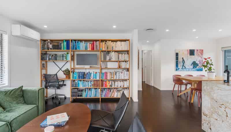 2/97 Takutai Avenue, Half Moon Bay