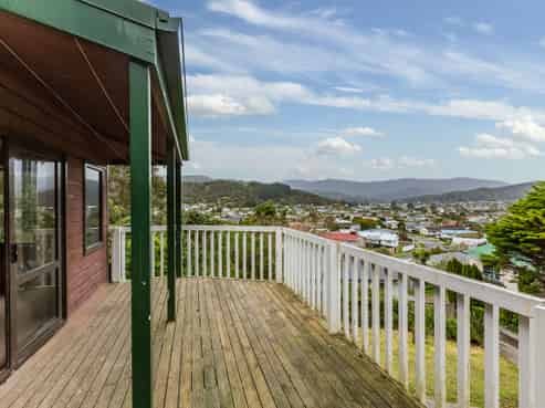 45 Kairanga Crescent, Wainuiomata