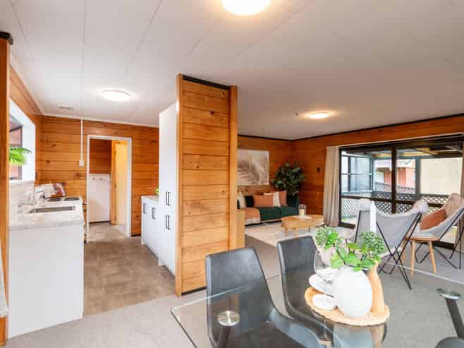 60 Pasadena Crescent, Totara Park