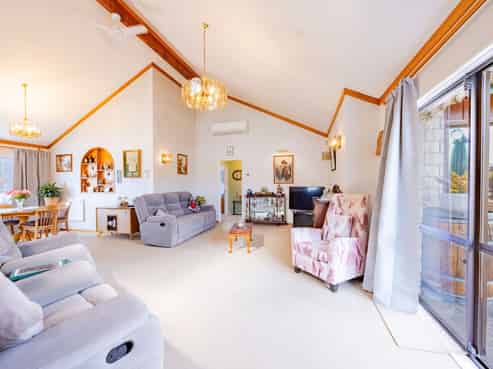 15A Holyrood Terrace, Waipukurau